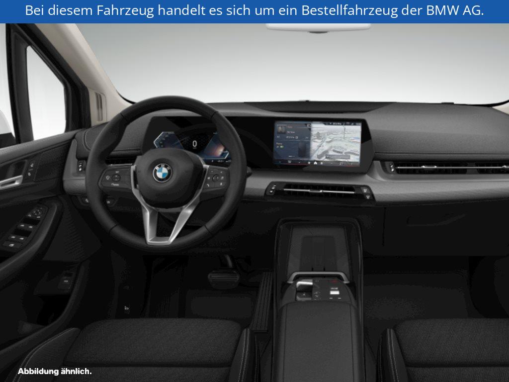 Fahrzeugabbildung BMW 218i Active Tourer
