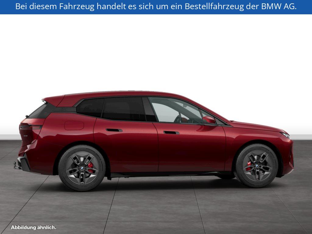 Fahrzeugabbildung BMW iX xDrive60