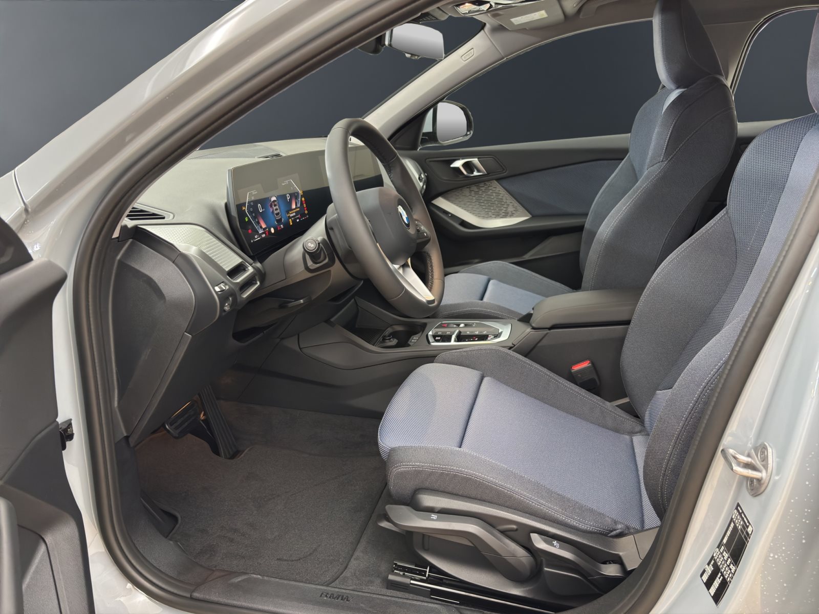 Fahrzeugabbildung BMW 120 [M Sport, Navi, 18 LMR, RFK, SHZ, LED] DAB