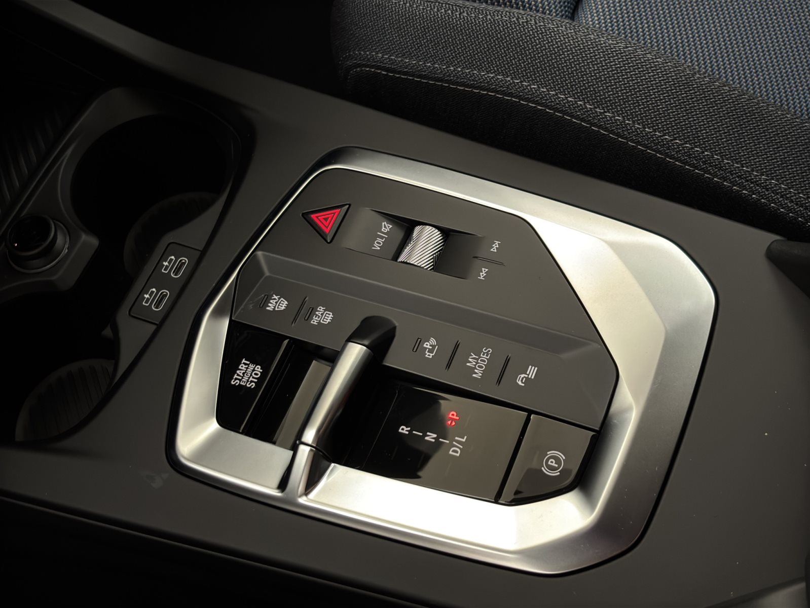 Fahrzeugabbildung BMW 120 [M Sport, Navi, 18 LMR, RFK, SHZ, LED] DAB