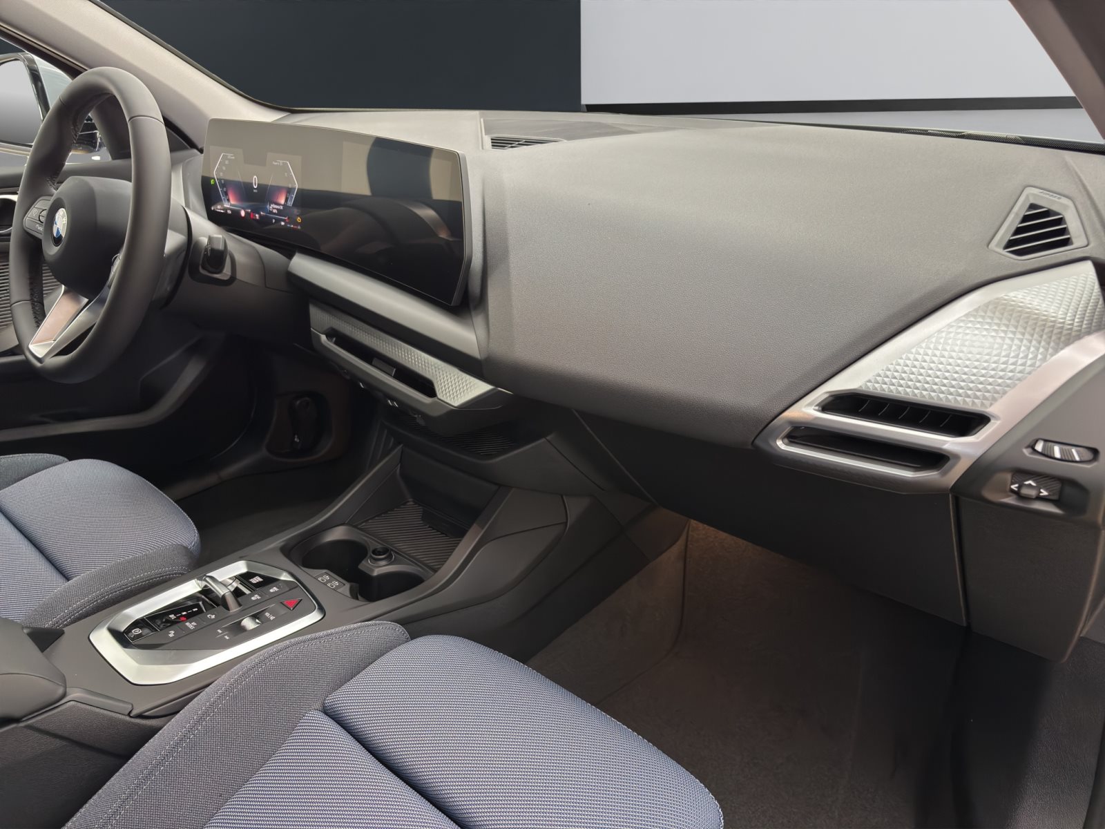 Fahrzeugabbildung BMW 120 [M Sport, Navi, 18 LMR, RFK, SHZ, LED] DAB