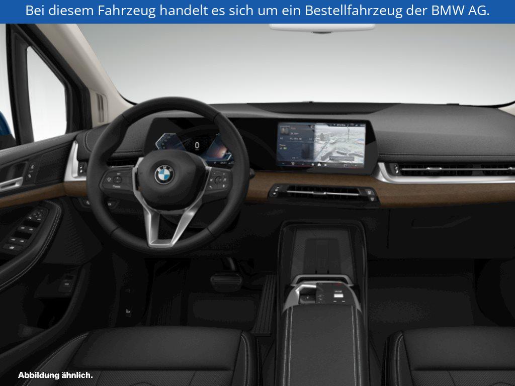Fahrzeugabbildung BMW 220i Active Tourer