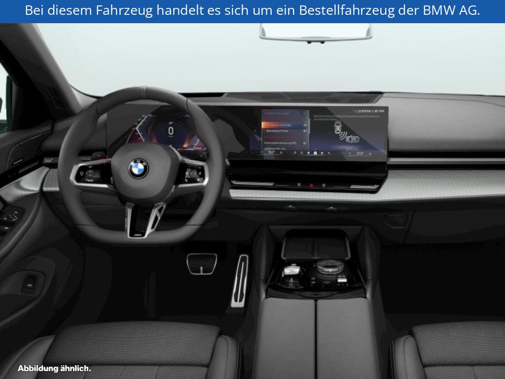 Fahrzeugabbildung BMW 520i Limousine