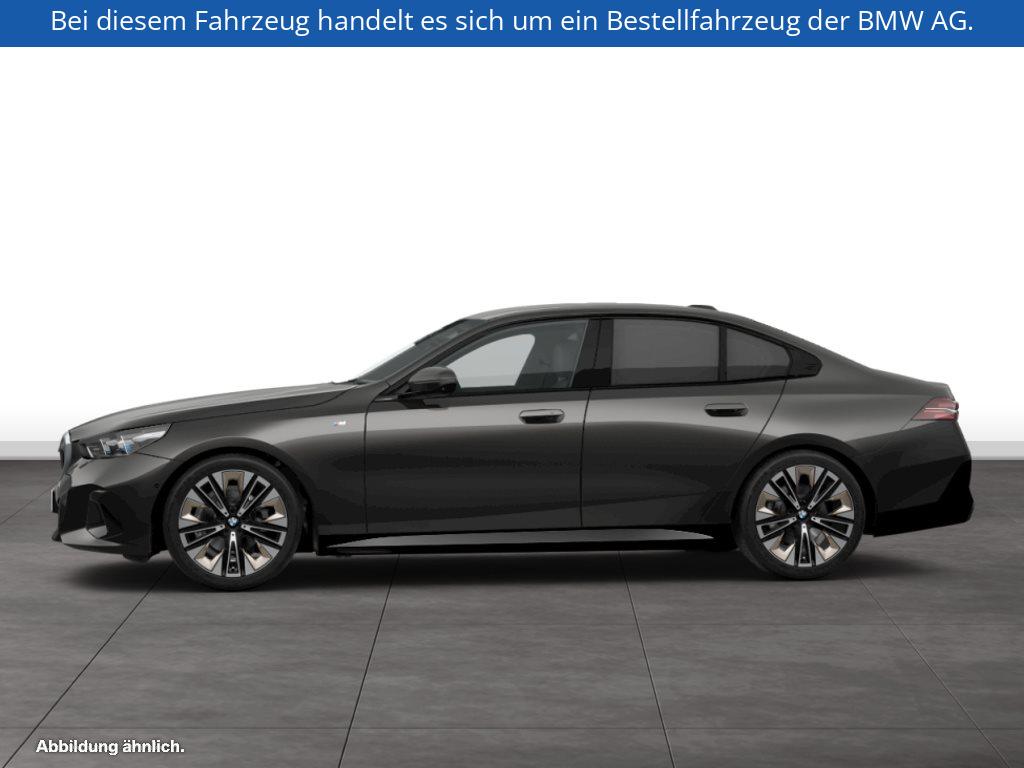 Fahrzeugabbildung BMW 520i Limousine
