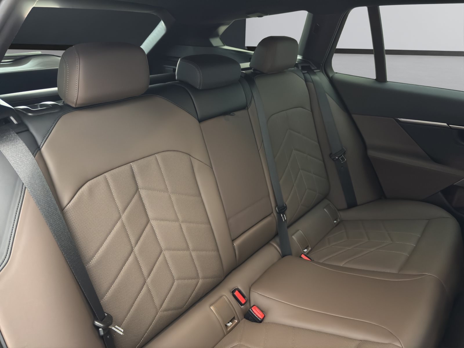 Fahrzeugabbildung BMW 520d Touring [M Sport, HUD, AHK, ACC, 20 LMR]