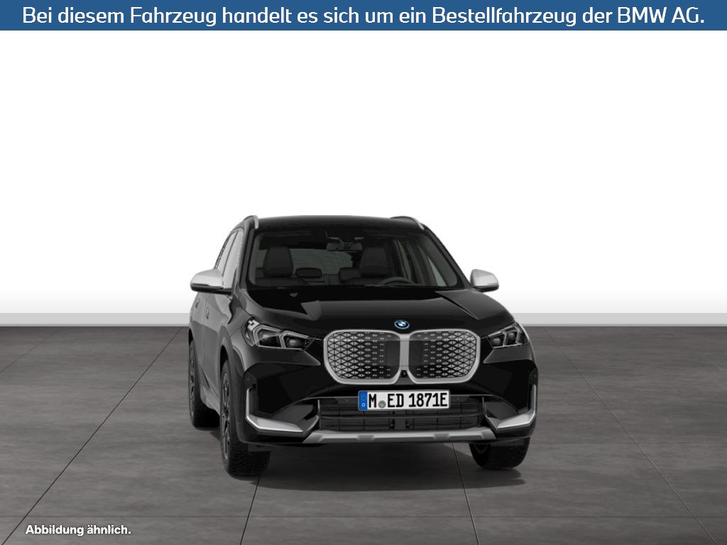Fahrzeugabbildung BMW iX1 eDrive20