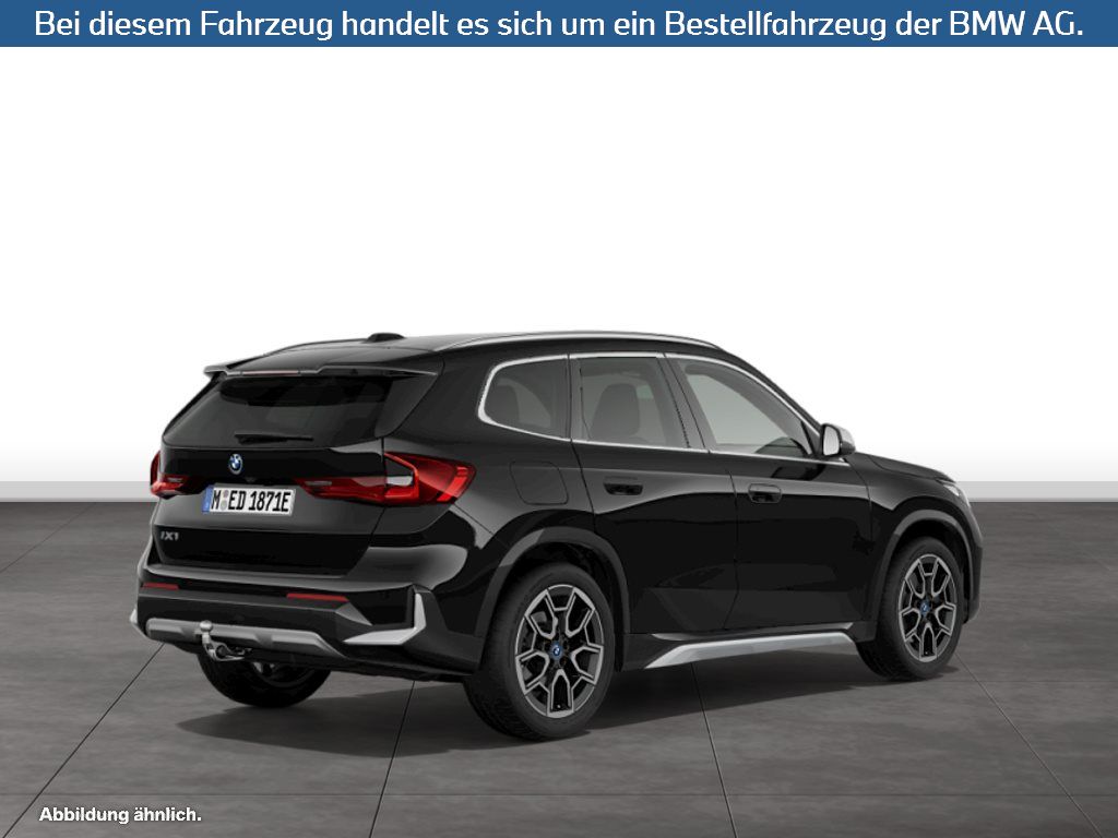Fahrzeugabbildung BMW iX1 eDrive20