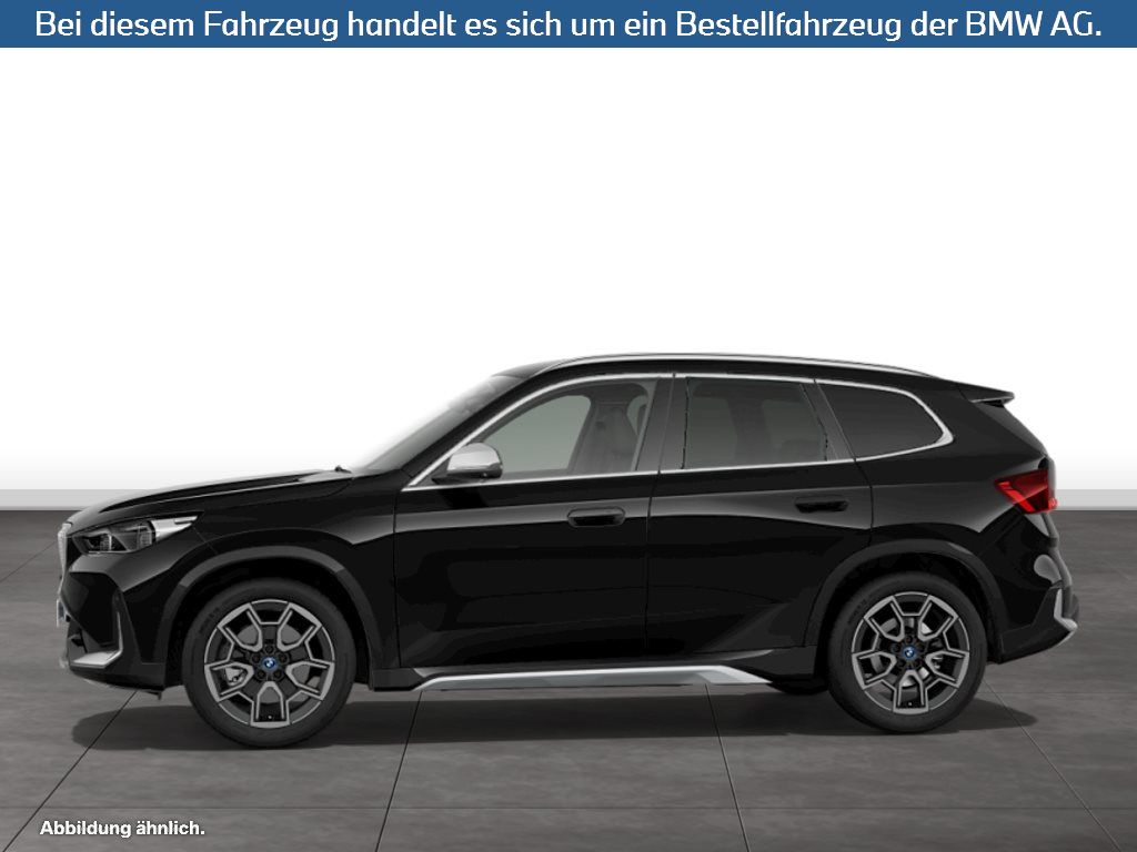 Fahrzeugabbildung BMW iX1 eDrive20