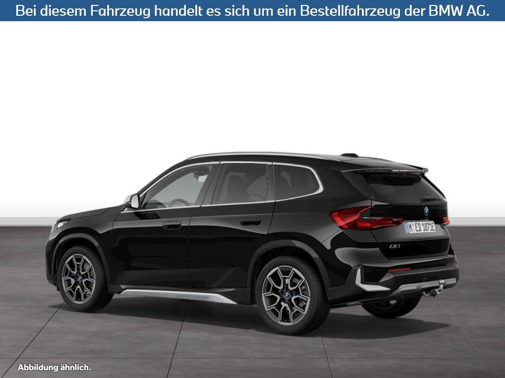 Fahrzeugabbildung BMW iX1 eDrive20