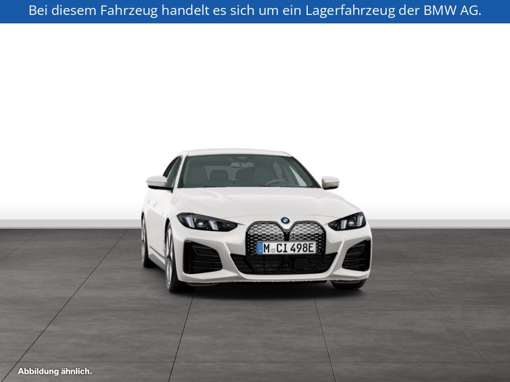 Fahrzeugabbildung BMW i4 xDrive40 Gran Coupé