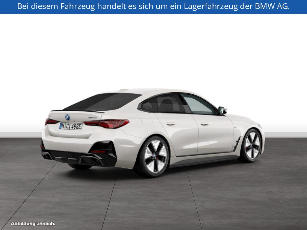 Fahrzeugabbildung BMW i4 xDrive40 Gran Coupé