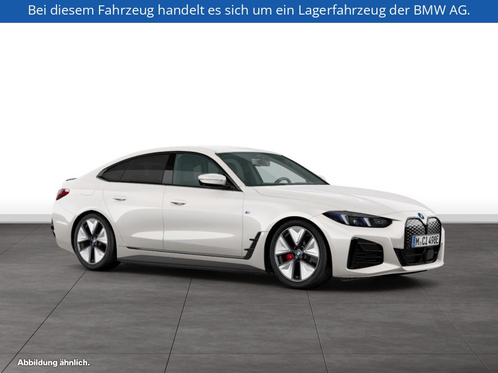 Fahrzeugabbildung BMW i4 xDrive40 Gran Coupé