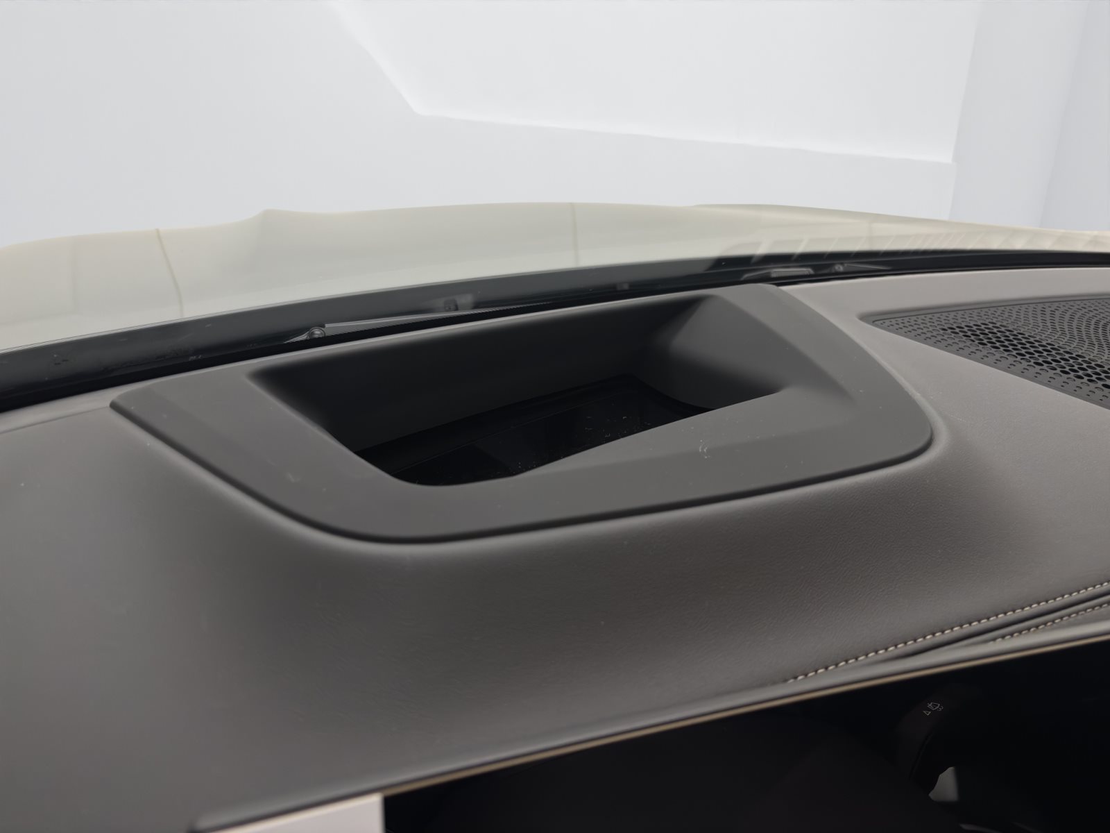 Fahrzeugabbildung BMW X5 xDrive50e [M Sport Pro, HUD, AHK, ACC, 22 LMR]