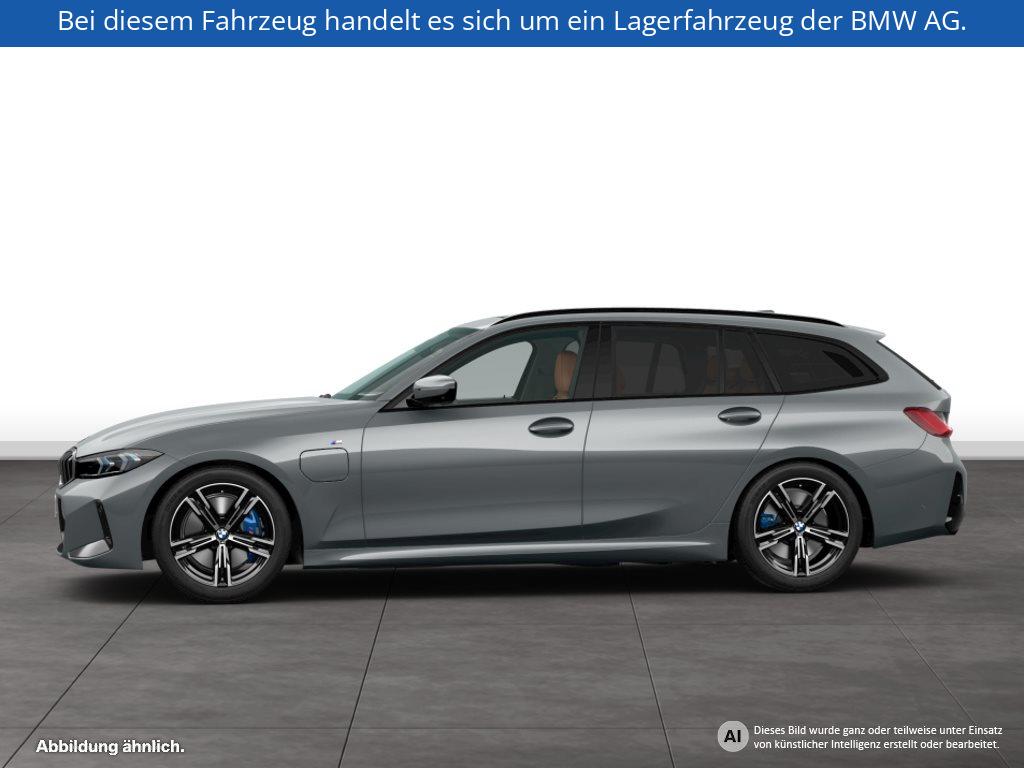 Fahrzeugabbildung BMW 330e Touring