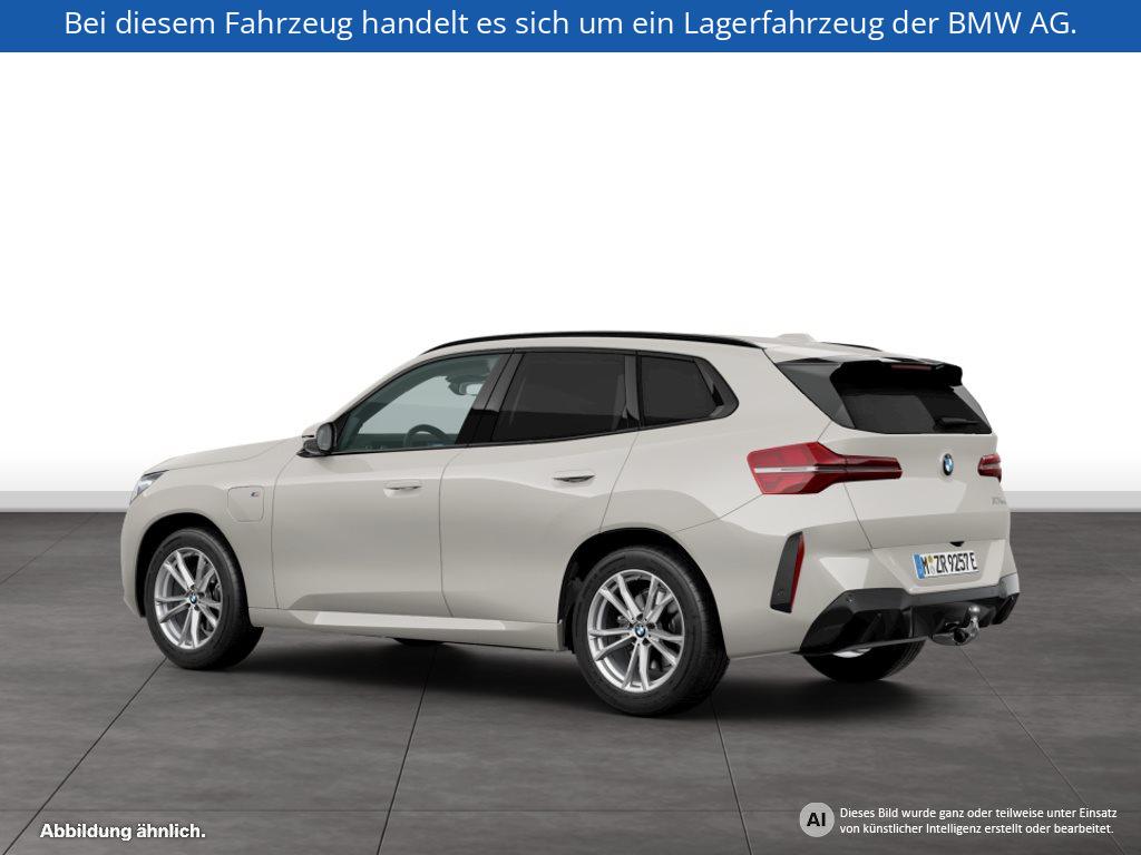 Fahrzeugabbildung BMW X3 30e xDrive