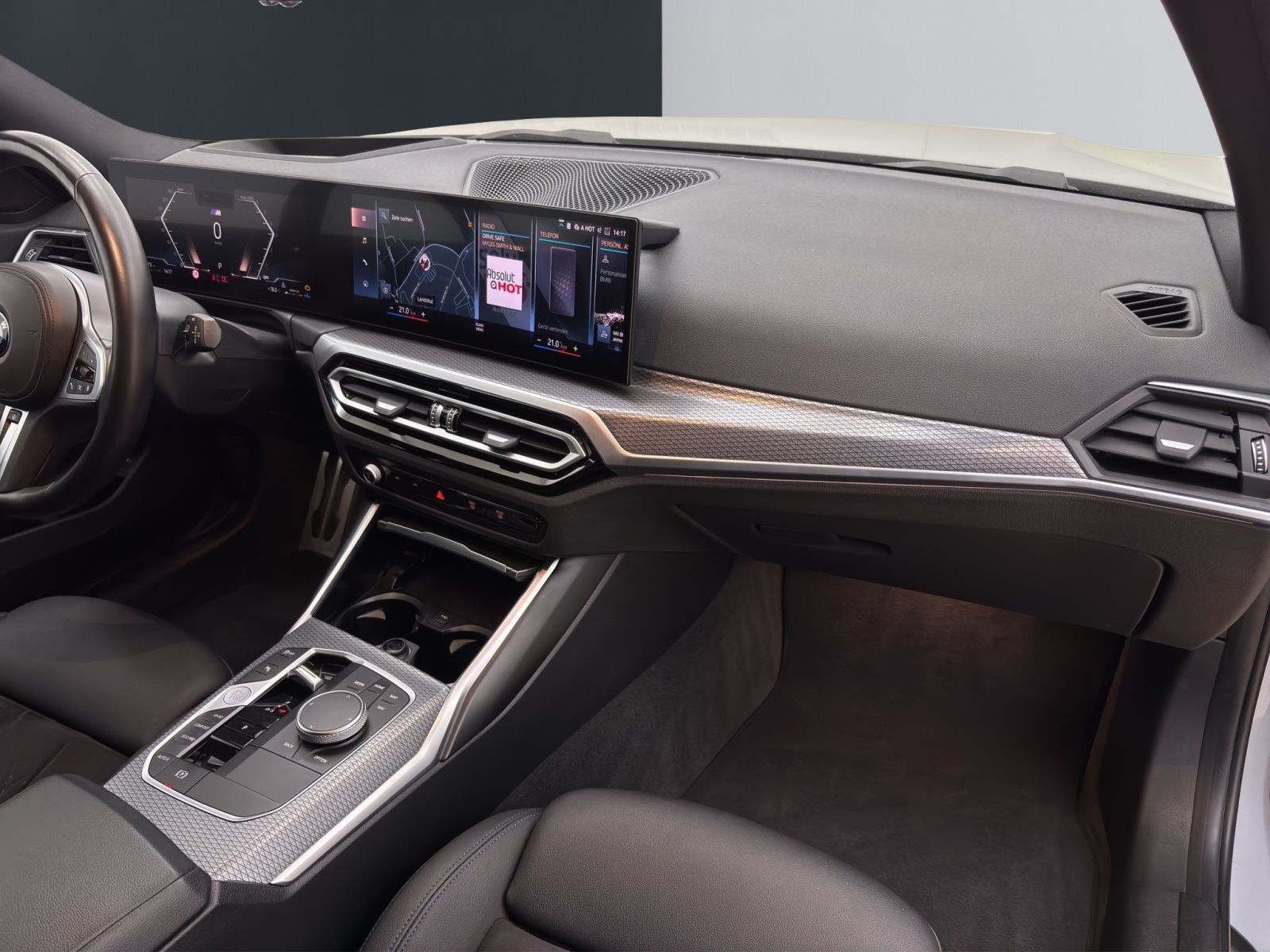Fahrzeugabbildung BMW M340d xDrive Touring [M Sport Pro, DA Prof, RFK]