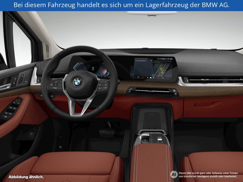 Fahrzeugabbildung BMW 220i Active Tourer