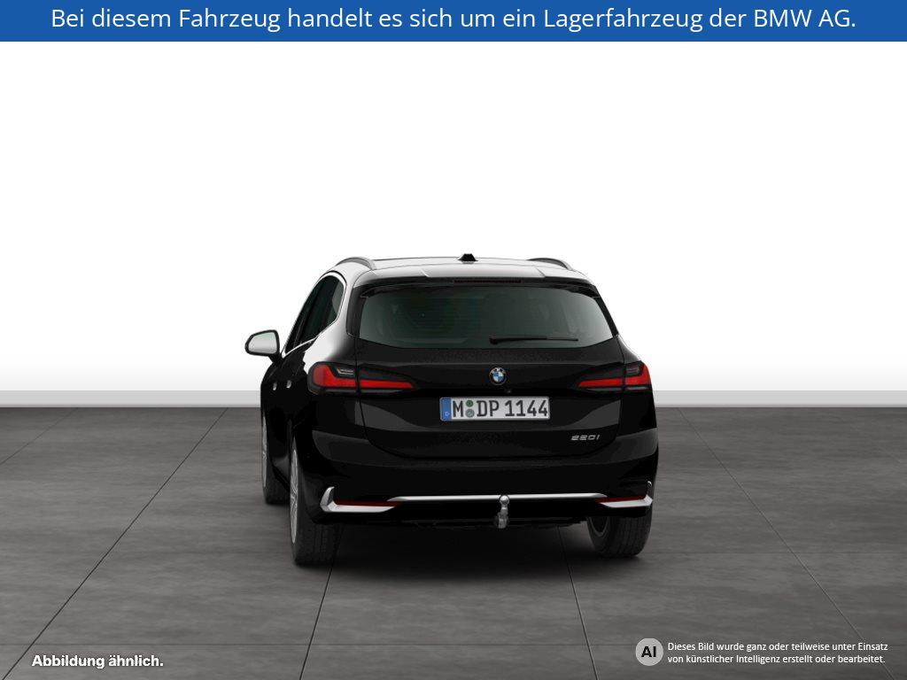 Fahrzeugabbildung BMW 220i Active Tourer