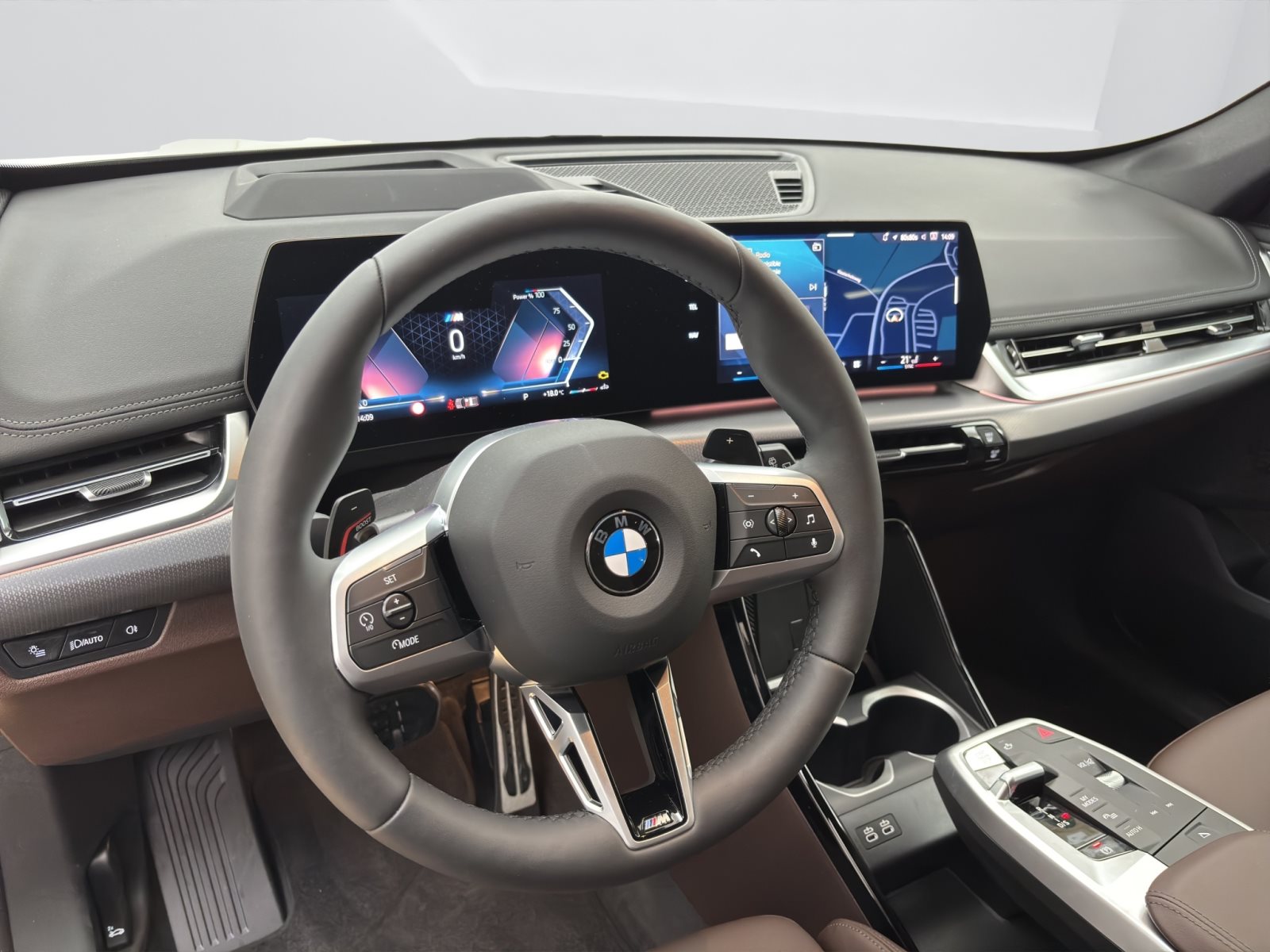 Fahrzeugabbildung BMW X1 sDrive20i [M Sport, HUD, AHK, ACC, Sitze elektr.]