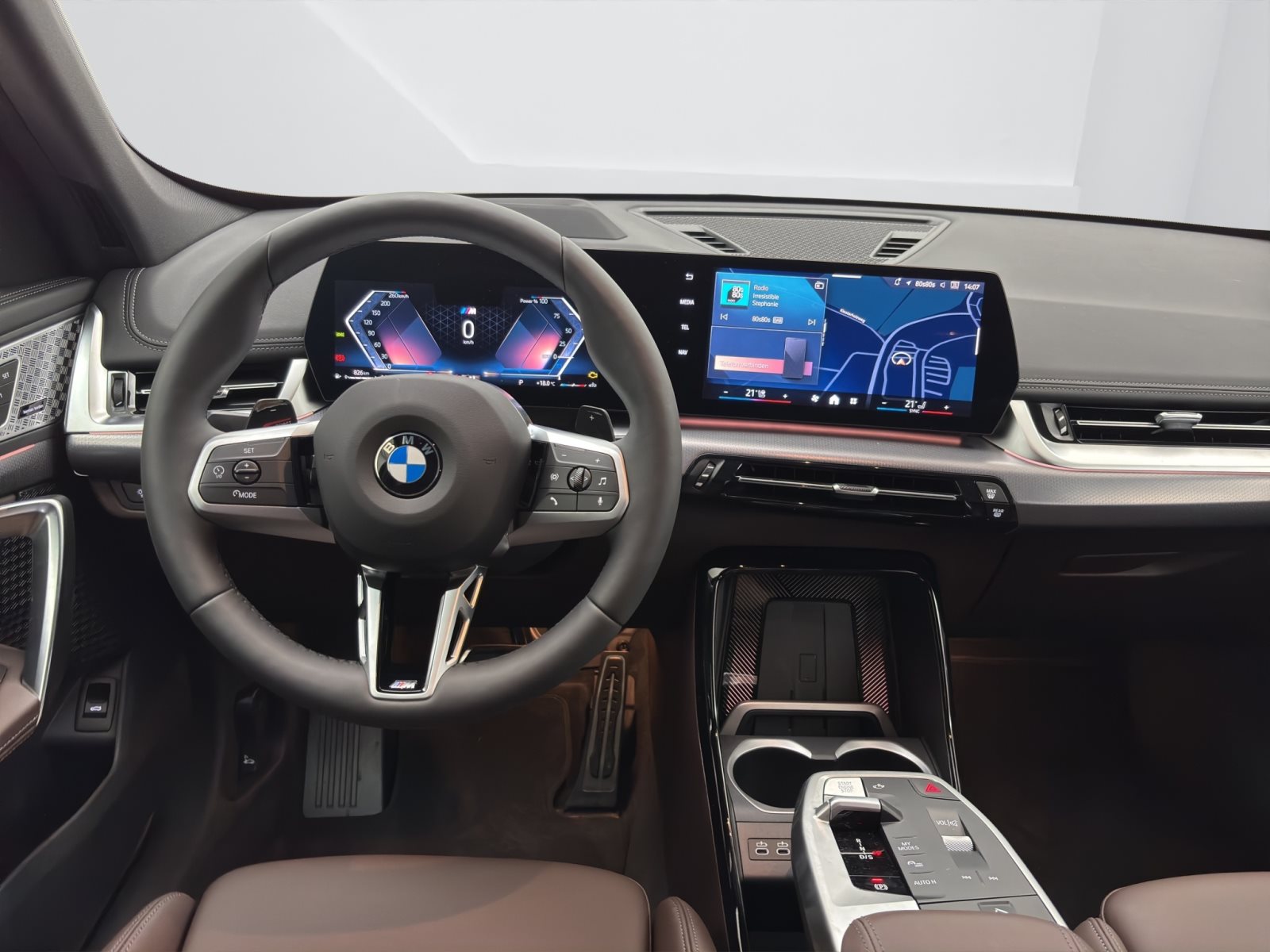 Fahrzeugabbildung BMW X1 sDrive20i [M Sport, HUD, AHK, ACC, Sitze elektr.]