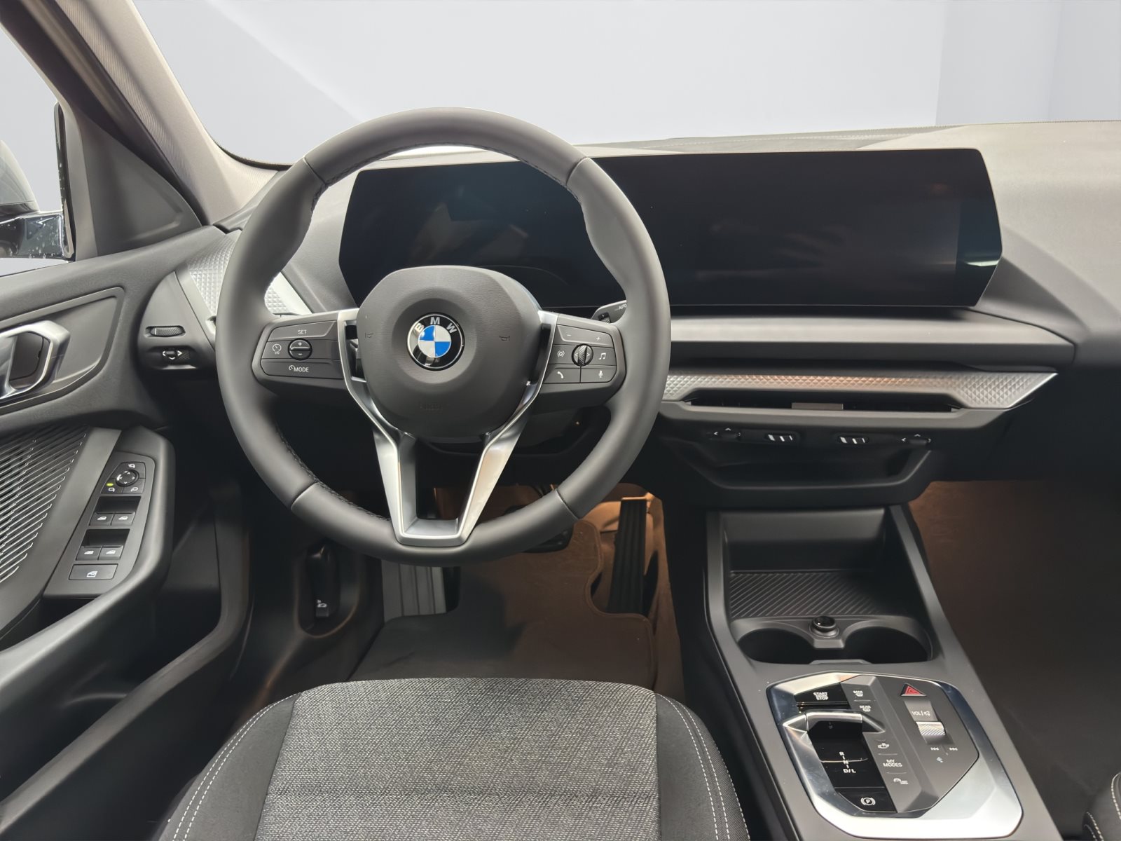 Fahrzeugabbildung BMW 120 [M Sport, Navi, 18 LMR, RFK, SHZ, LED] DAB