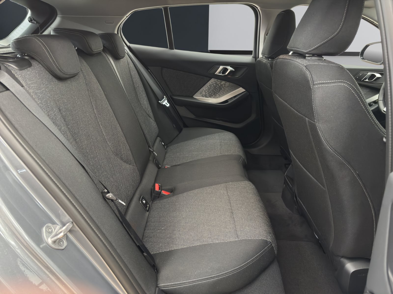 Fahrzeugabbildung BMW 120 [M Sport, Navi, 18 LMR, RFK, SHZ, LED] DAB