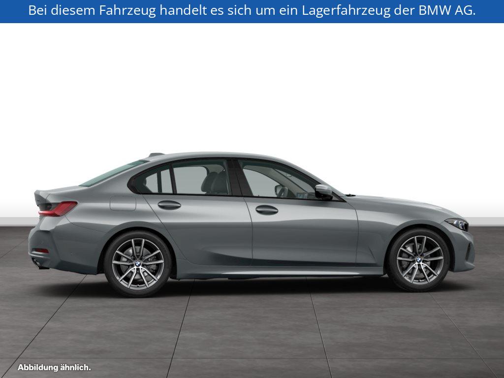 Fahrzeugabbildung BMW 330e xDrive Limousine