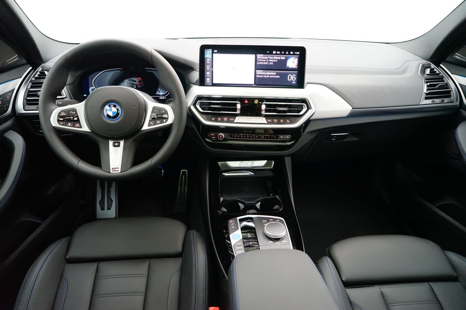 Fahrzeugabbildung BMW iX3 [Impressive, AHK, HUD, Laser, ACC, 20 LMR]