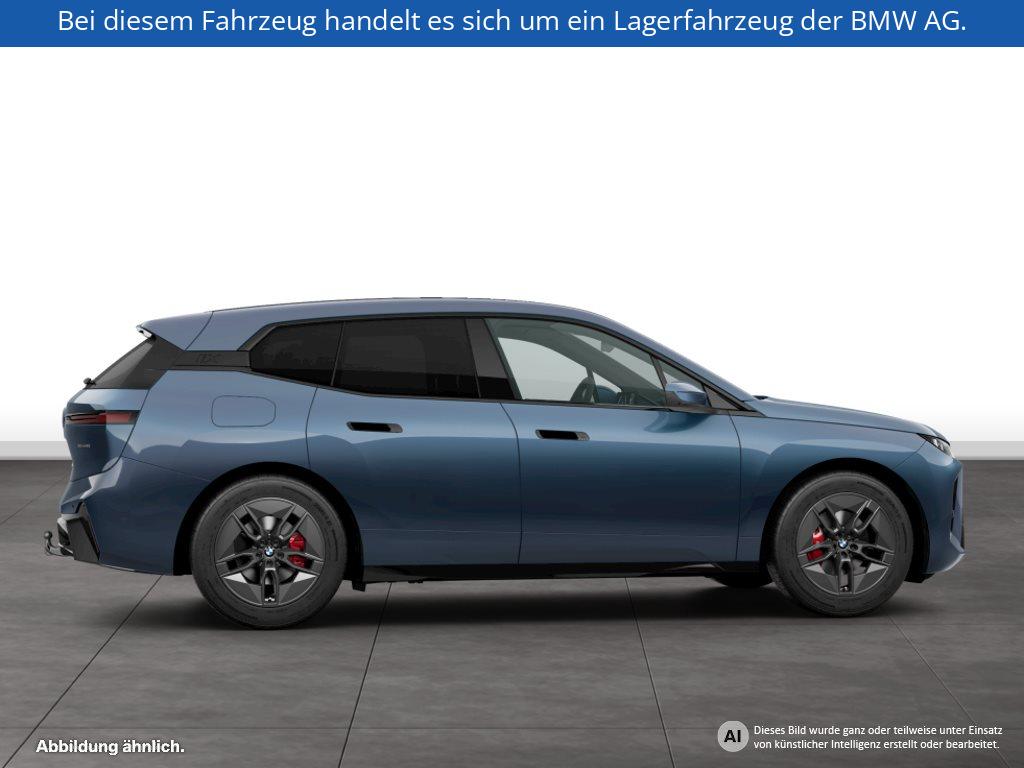 Fahrzeugabbildung BMW iX xDrive45
