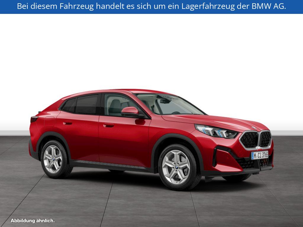 Fahrzeugabbildung BMW X2 sDrive20i
