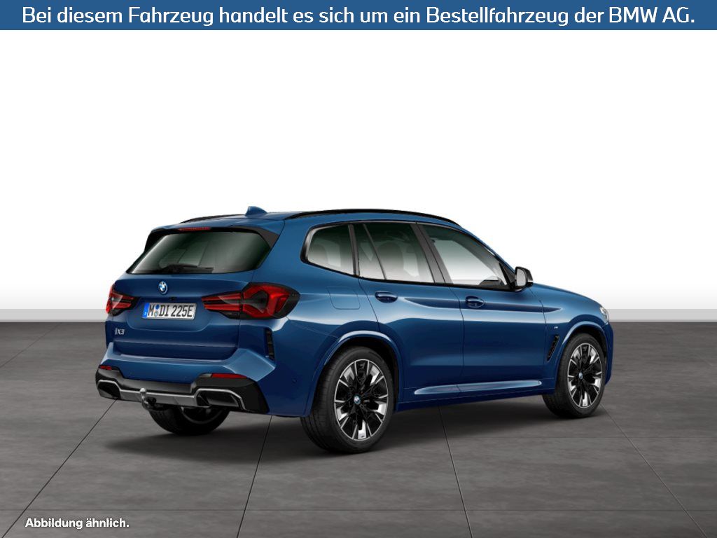 Fahrzeugabbildung BMW iX3 M Sport