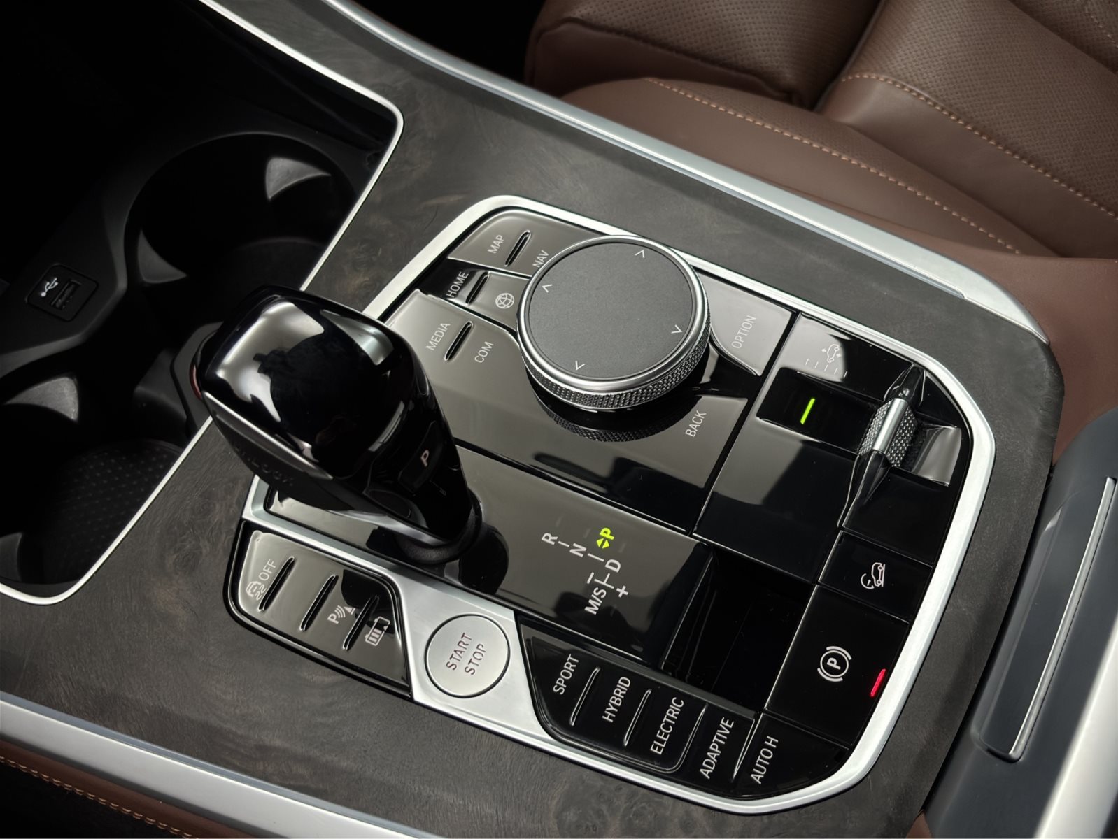 Fahrzeugabbildung BMW X5 xDrive45e [xLine, Laser, DA Prof., RFK, AHK]