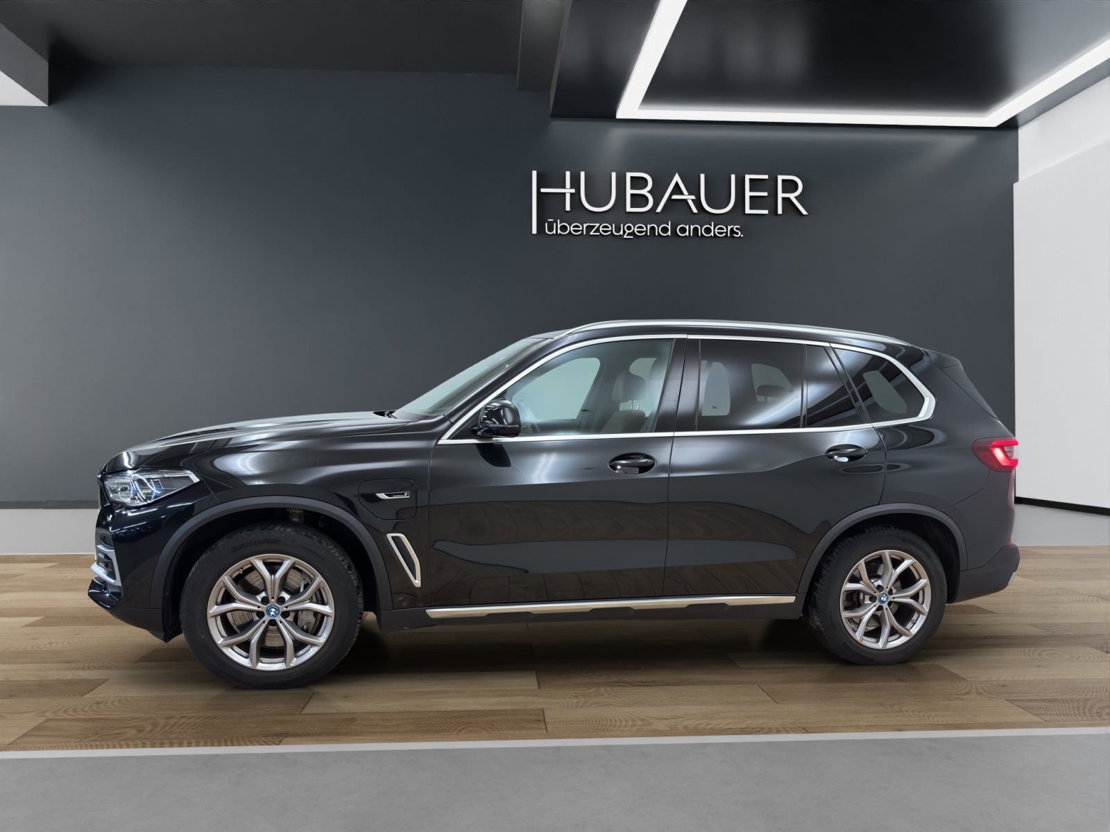 Fahrzeugabbildung BMW X5 xDrive45e [xLine, Laser, DA Prof., RFK, AHK]