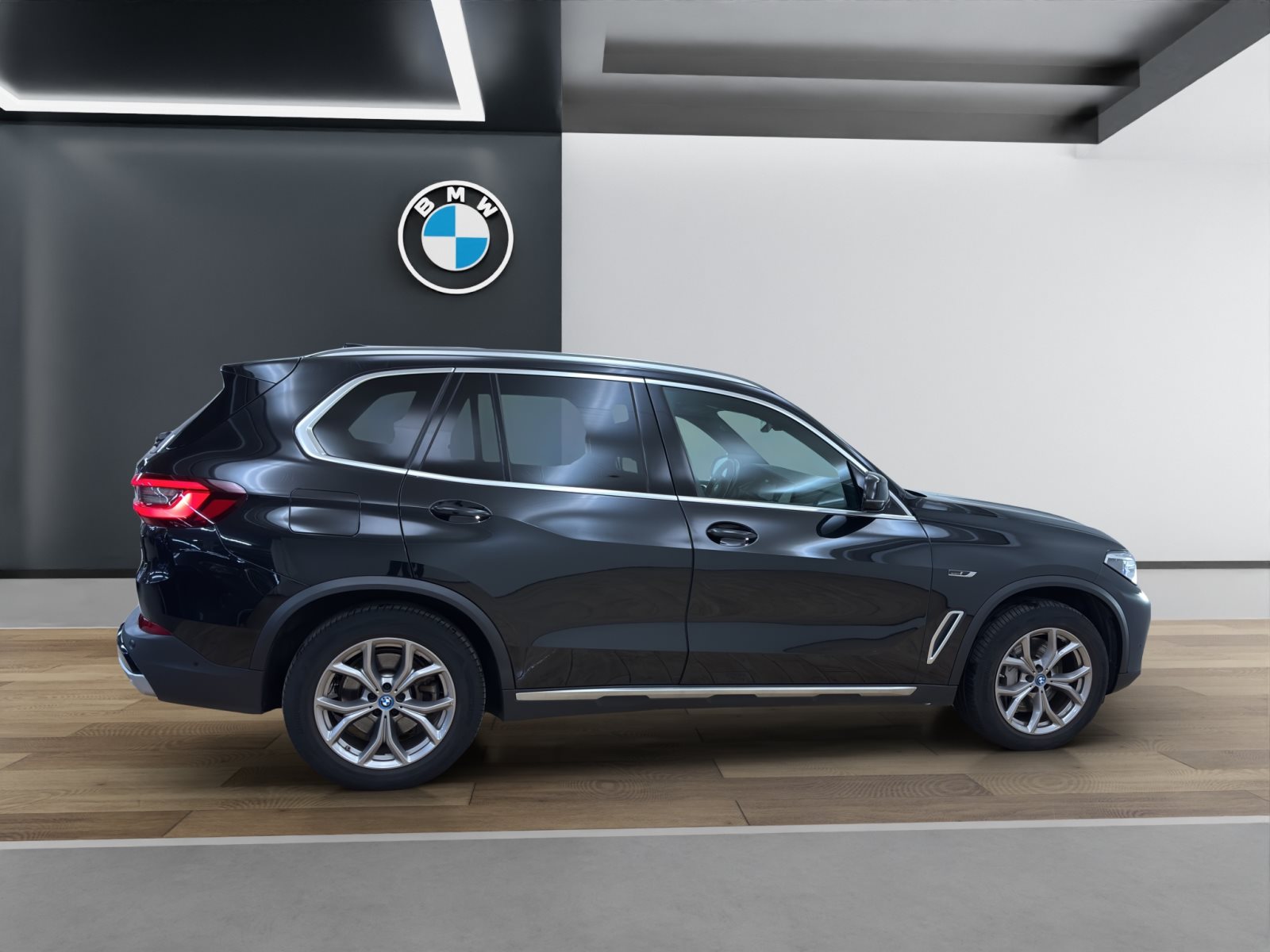 Fahrzeugabbildung BMW X5 xDrive45e [xLine, Laser, DA Prof., RFK, AHK]
