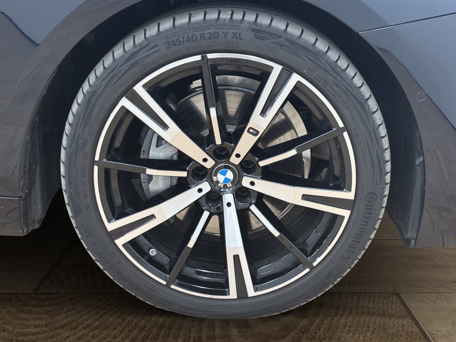 Fahrzeugabbildung BMW 540d xDrive Limousine [M Sport, LC Prof., 360°]