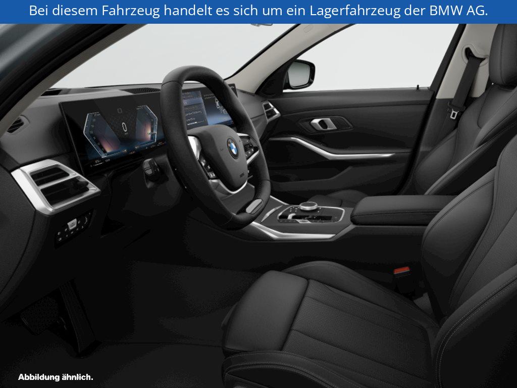Fahrzeugabbildung BMW 330i xDrive Touring