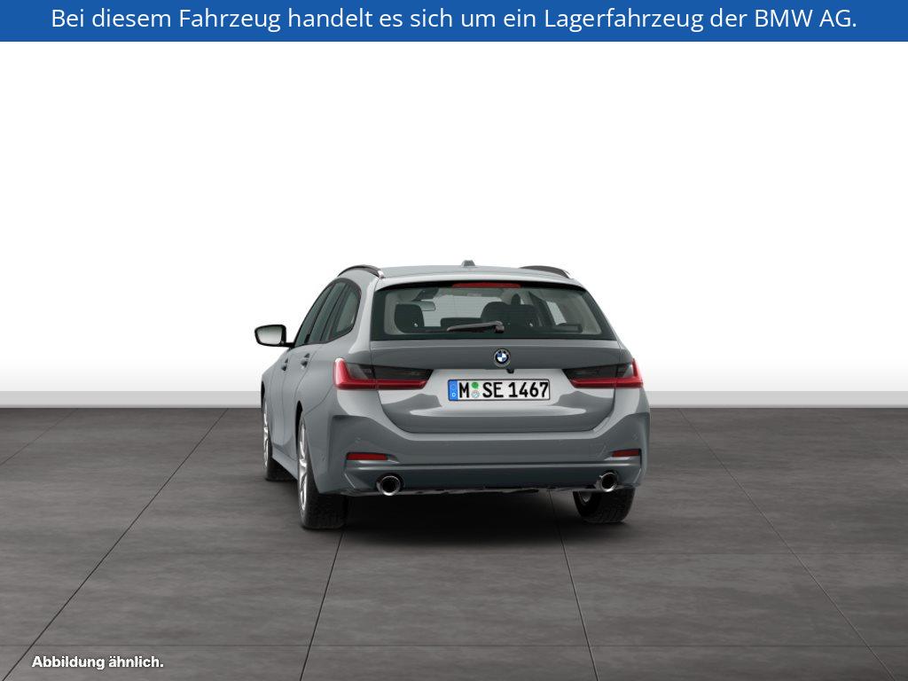 Fahrzeugabbildung BMW 330i xDrive Touring