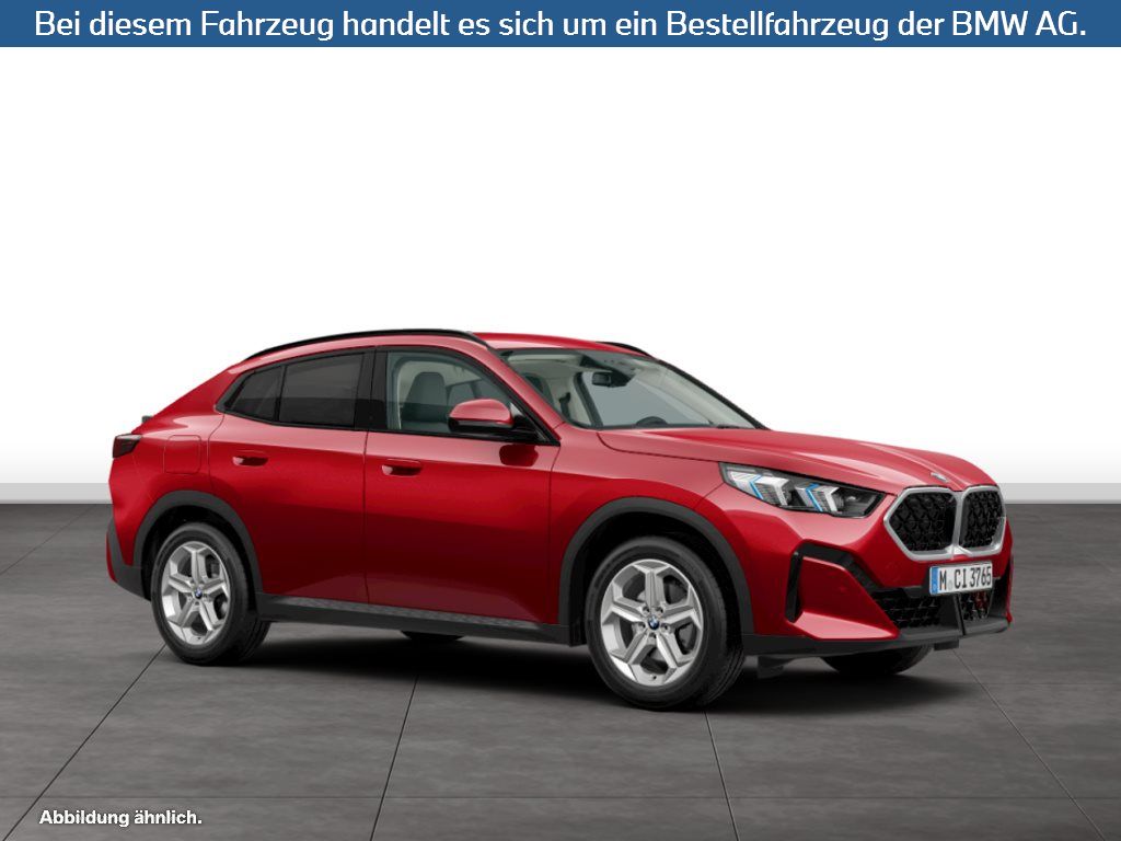 Fahrzeugabbildung BMW X2 sDrive18d