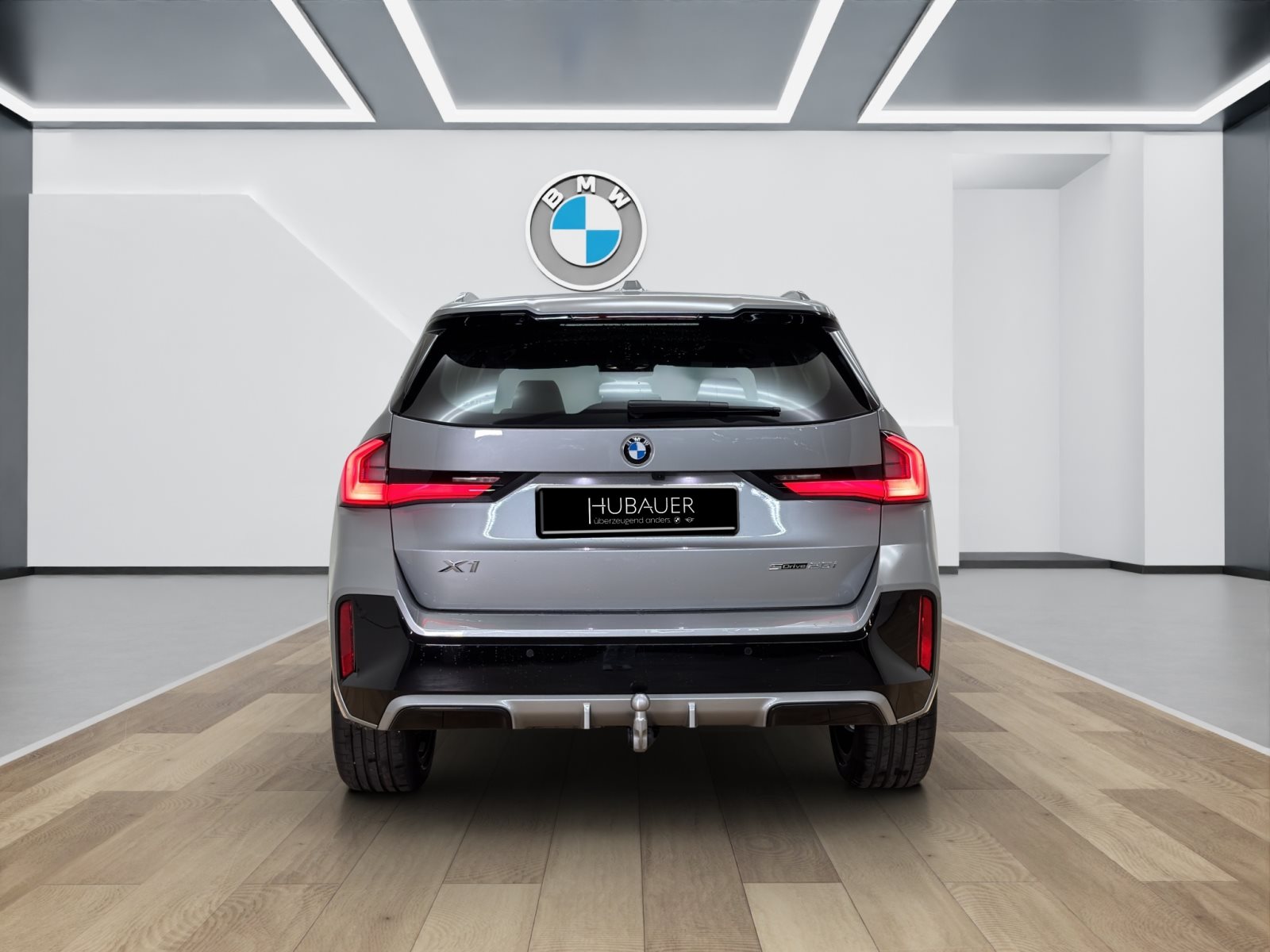 Fahrzeugabbildung BMW X1 sDrive20i [M Sport, AHK, ACC, RFK, Sitze elektr.]