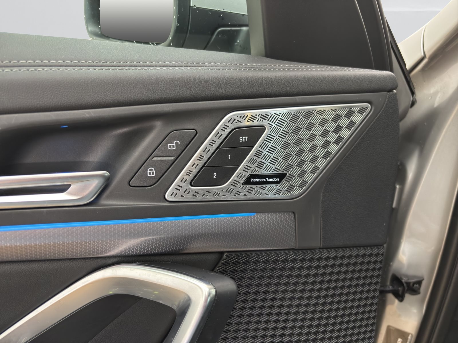 Fahrzeugabbildung BMW X1 sDrive20i [M Sport, AHK, ACC, RFK, Sitze elektr.]