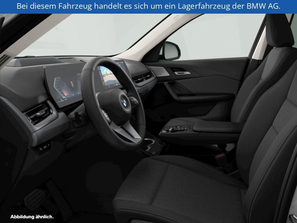 Fahrzeugabbildung BMW X1 sDrive20i
