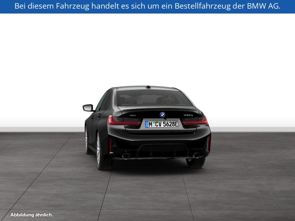 Fahrzeugabbildung BMW 330e xDrive Limousine