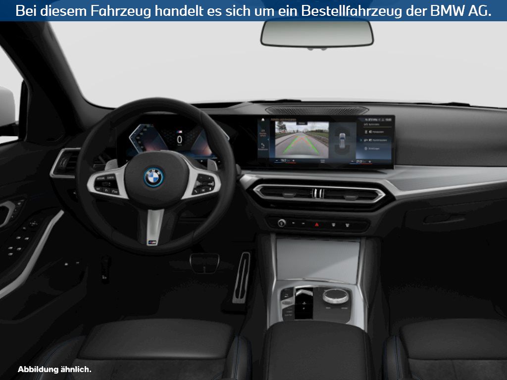 Fahrzeugabbildung BMW 330e Touring