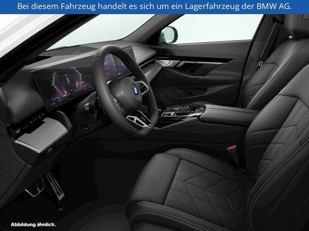 Fahrzeugabbildung BMW i5 eDrive40 Touring