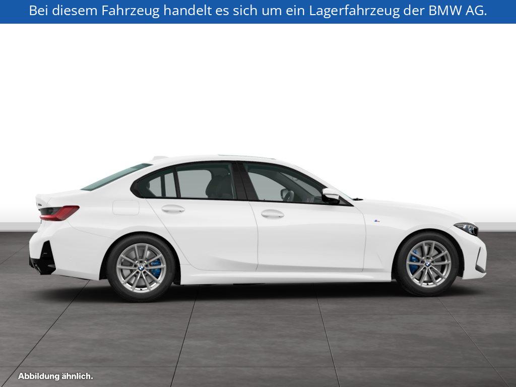 Fahrzeugabbildung BMW 330e xDrive Limousine