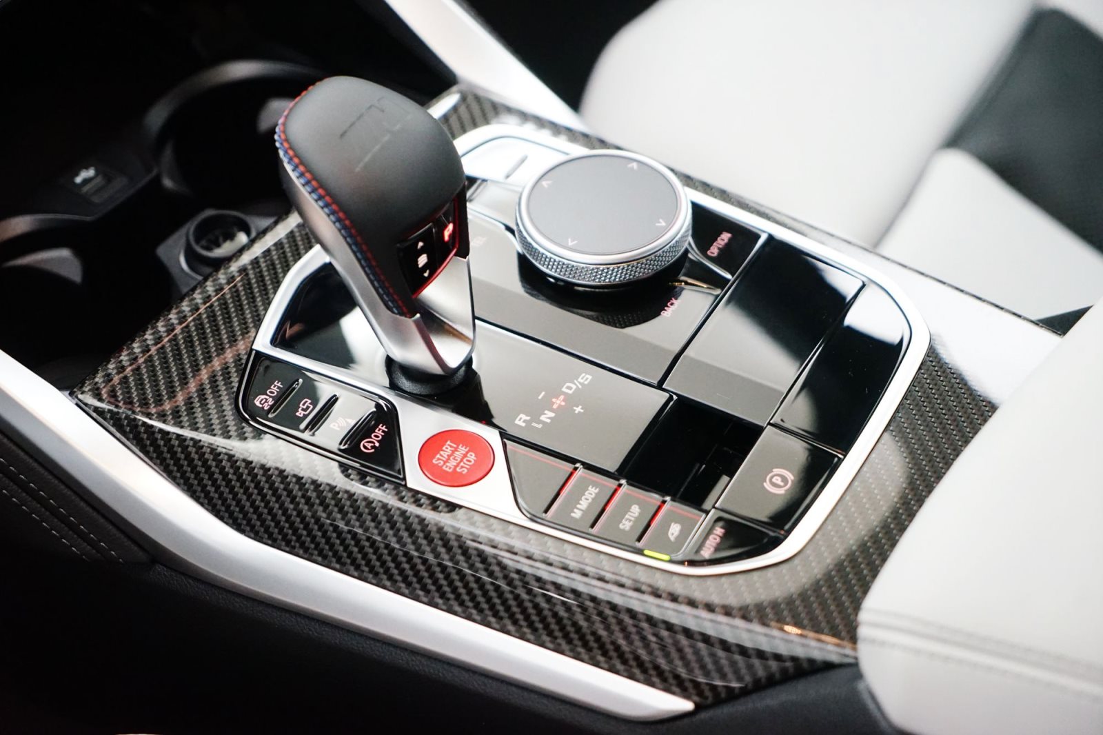 Fahrzeugabbildung BMW M3 Competition xDrive Limousine [ACC, HUD, RFK]