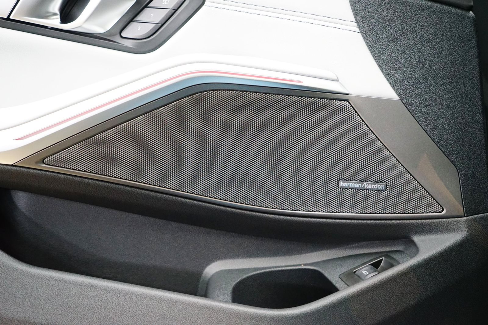 Fahrzeugabbildung BMW M3 Competition xDrive Limousine [ACC, HUD, RFK]