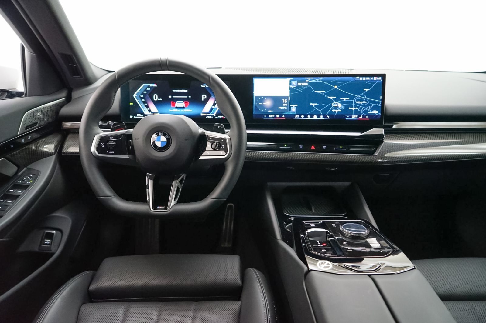 Fahrzeugabbildung BMW 540d xDrive Touring [M Sport, B&W Sound, AHK]