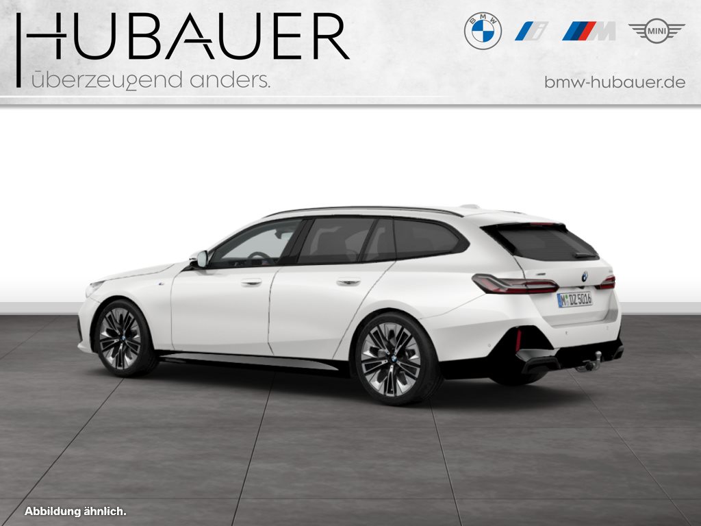 Fahrzeugabbildung BMW 540d xDrive Touring [M Sport, B&W Sound, AHK]