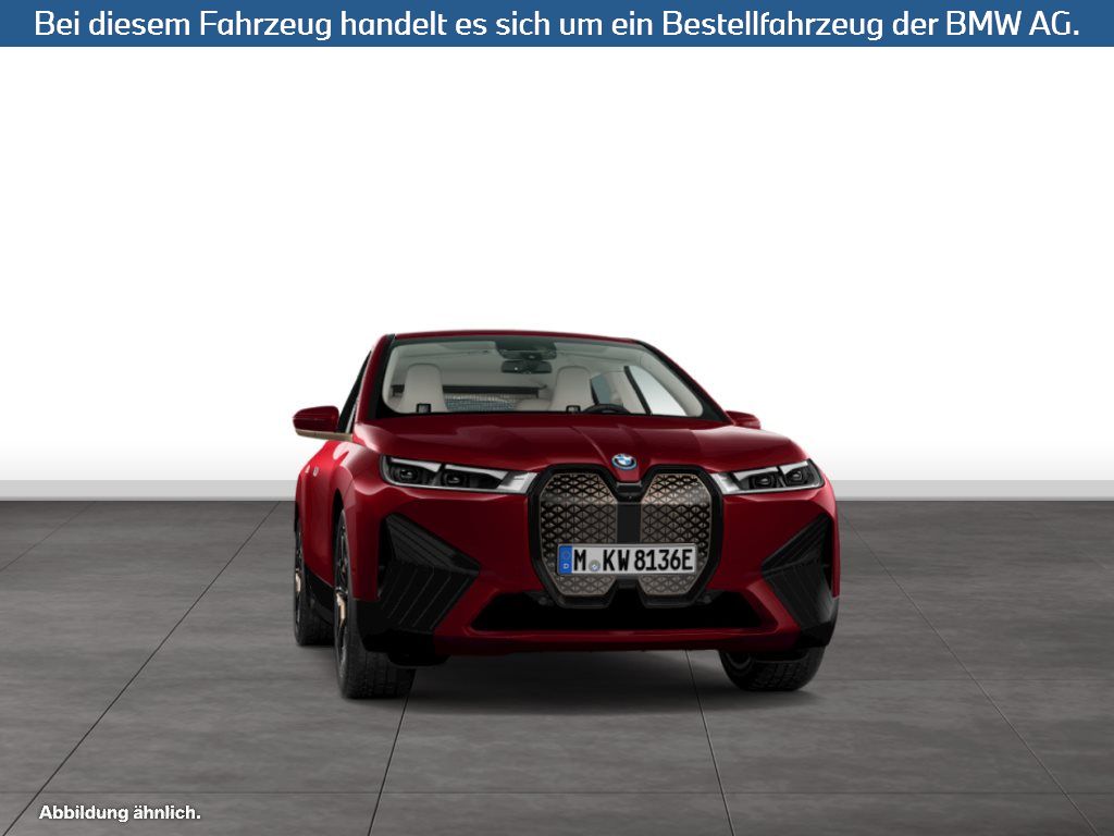 Fahrzeugabbildung BMW iX xDrive50